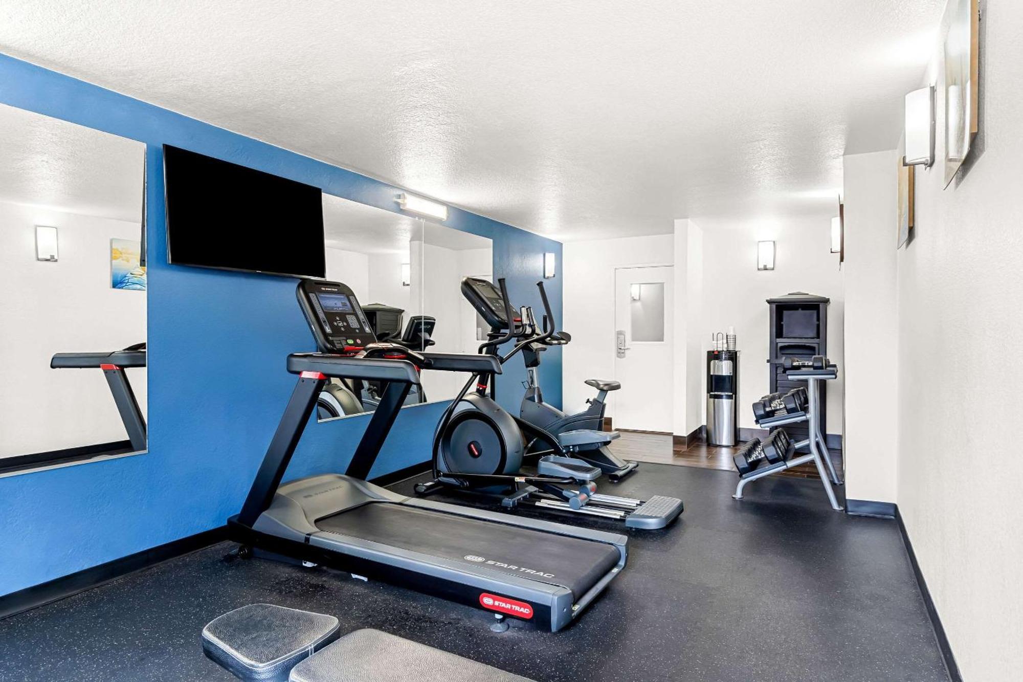 Comfort Inn University Wilmington Bagian luar foto