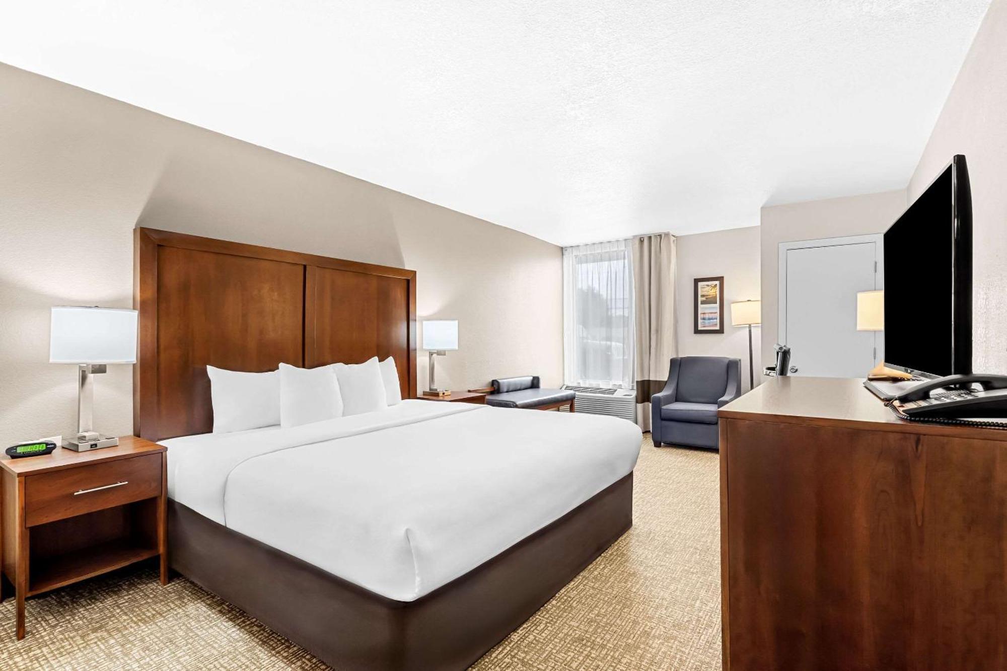 Comfort Inn University Wilmington Bagian luar foto