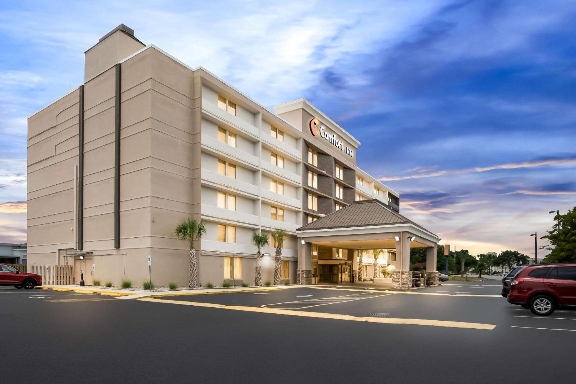 Comfort Inn University Wilmington Bagian luar foto