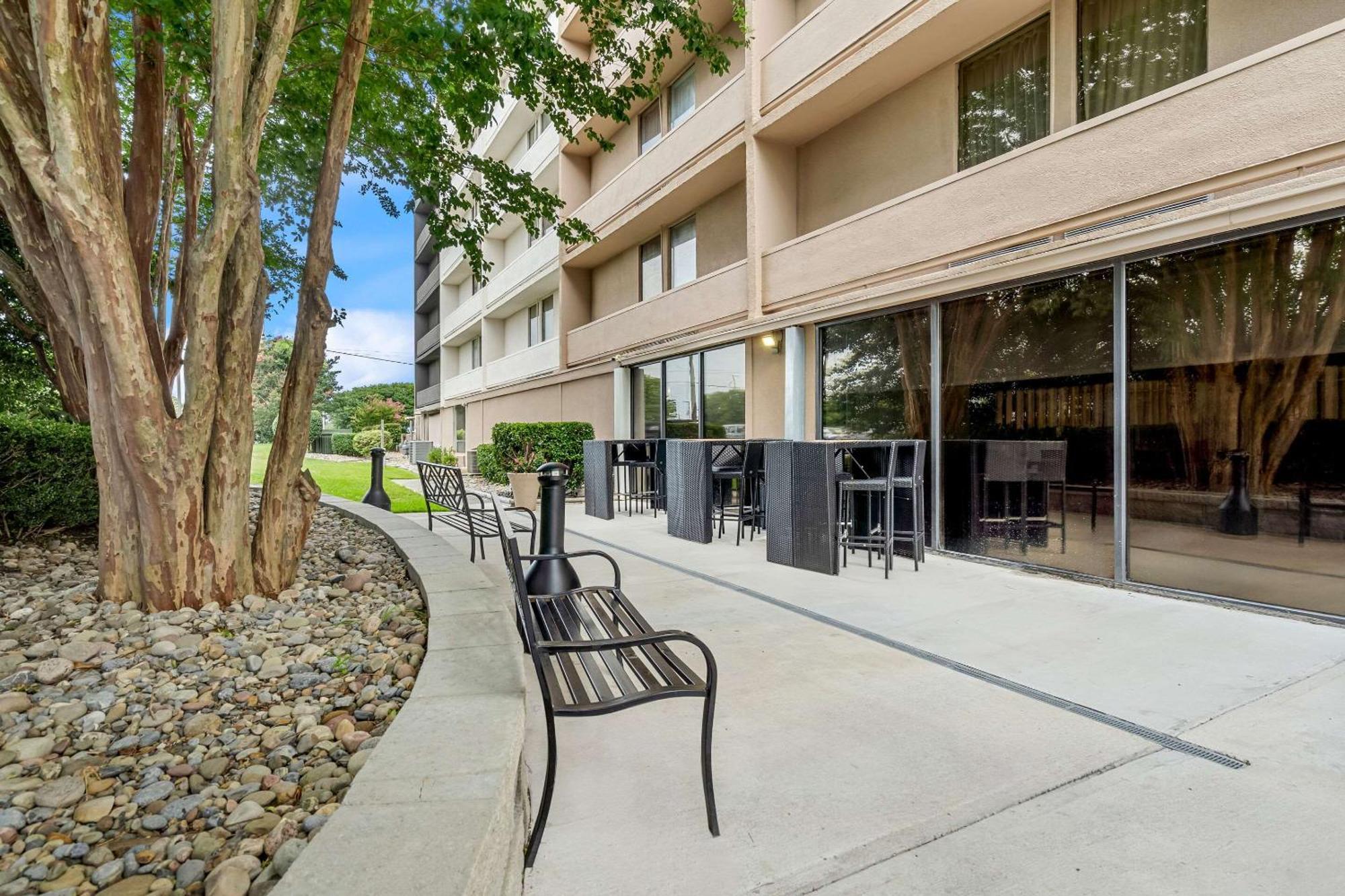 Comfort Inn University Wilmington Bagian luar foto